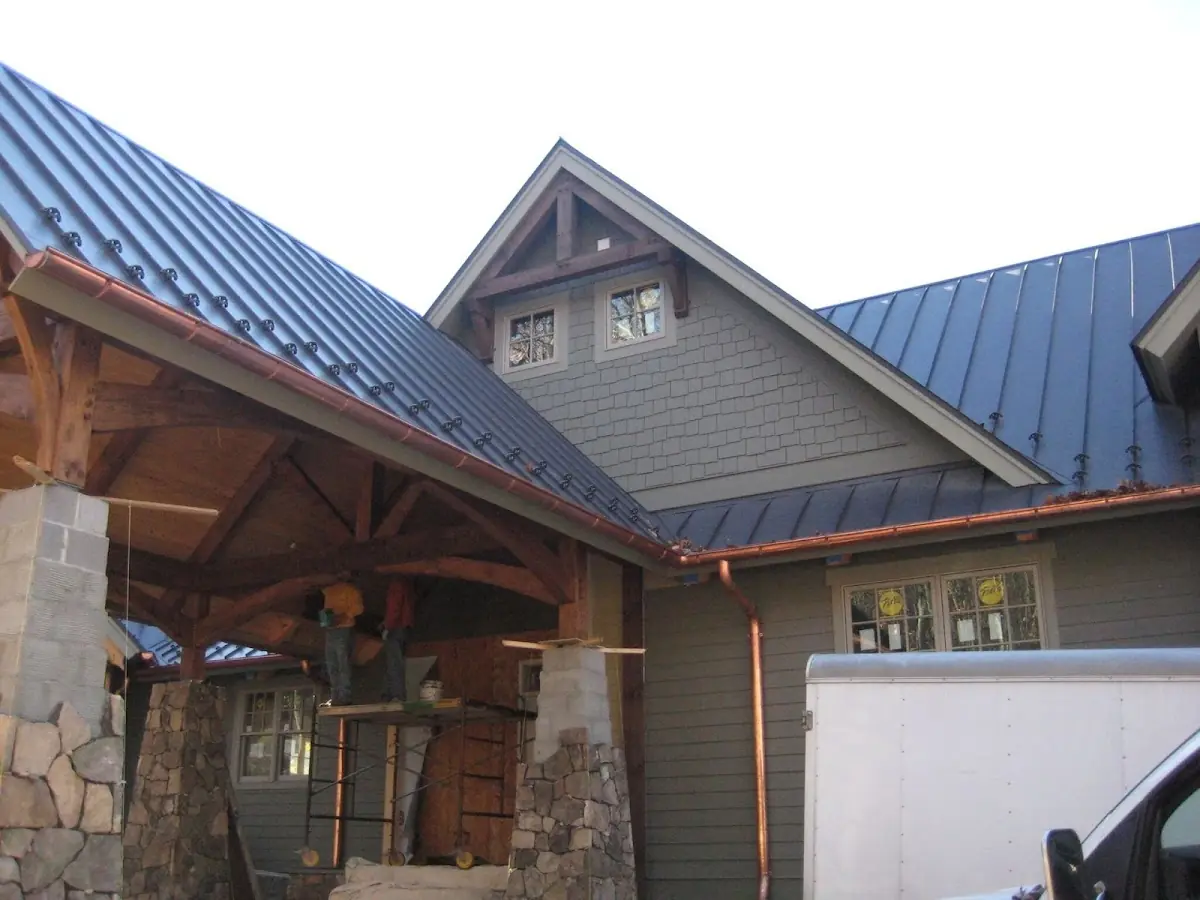 Craftsman Roofing team delivering quality roofing work in Deer Creek